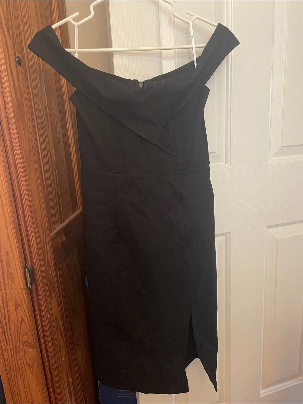 Lulu's Black Off-Shoulder Sheath Dress
